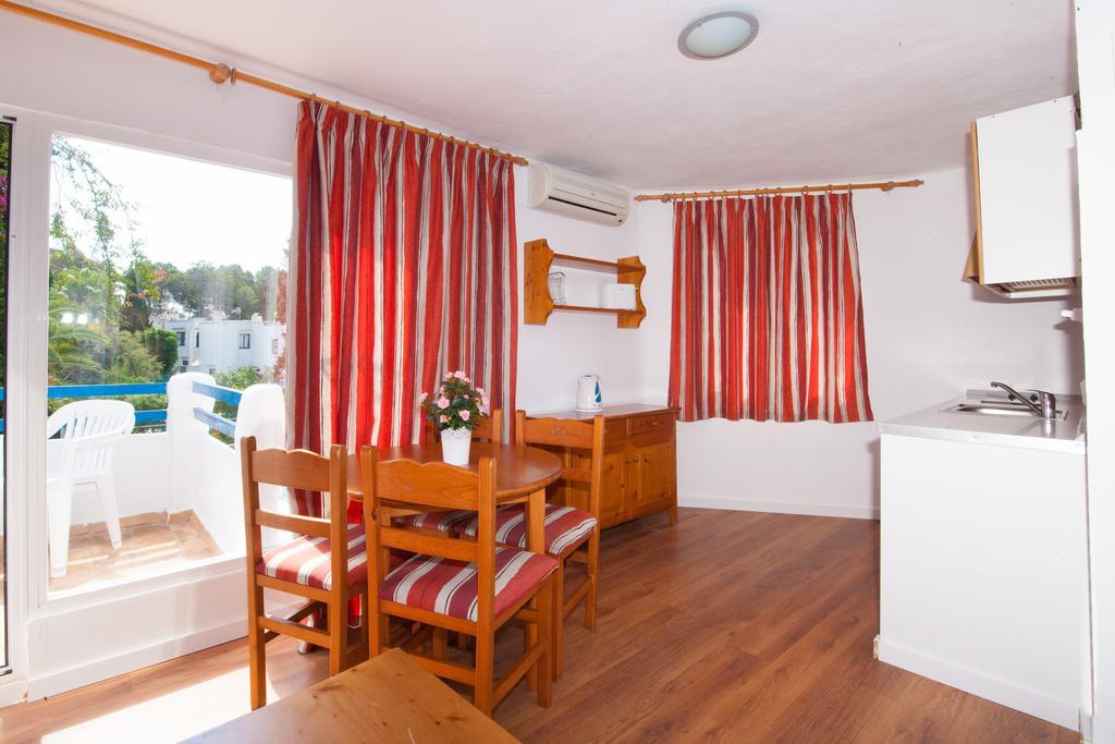 Apartamentos Cala D'Or Park 팔마데마요르카 외부 사진